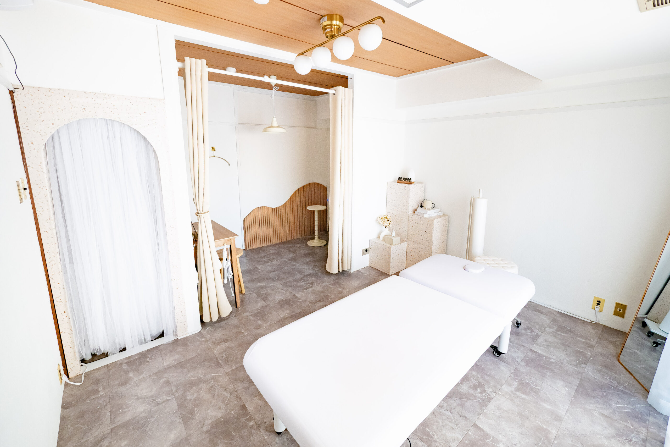 “東銀座店｜施術スペース"